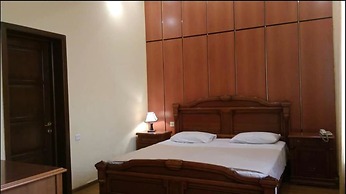 Hotel Bella