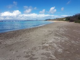 Pinneys Beach Hotel Nevis