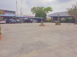 Lert Sri Hotel