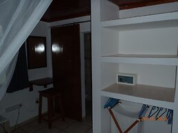 C-Mew Guesthouse