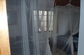 C-Mew Guesthouse