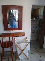 C-Mew Guesthouse