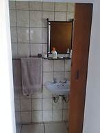C-Mew Guesthouse