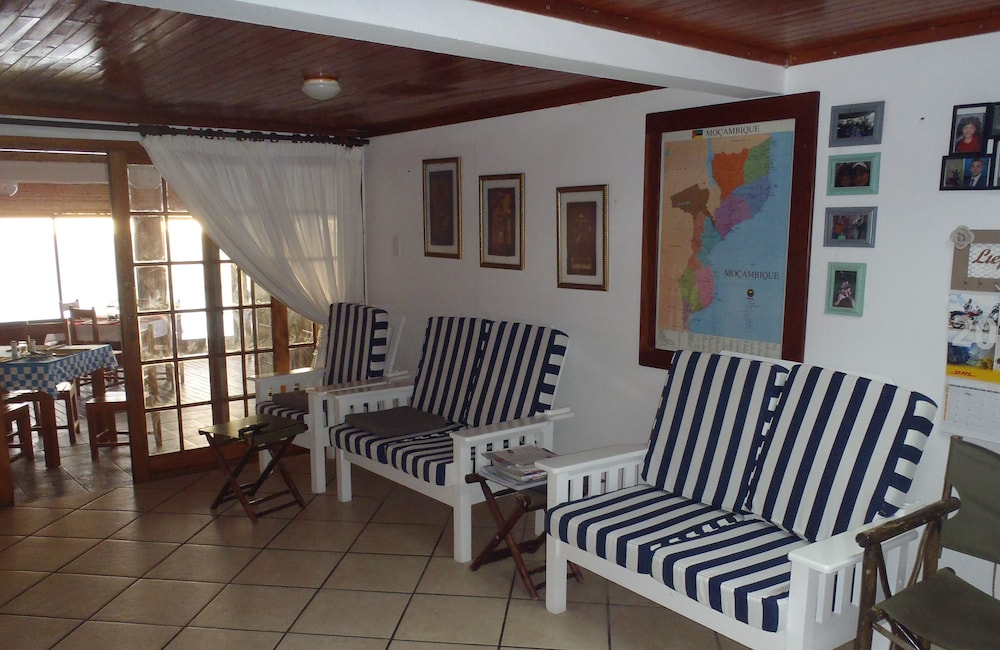C-Mew Guesthouse