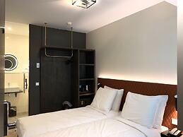 Hotel New Kit