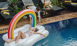 Popular Hotel & Spa