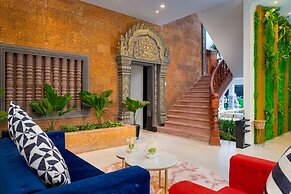 Popular Hotel & Spa