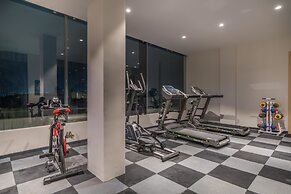 Hotel B Plus L