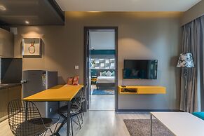 Hotel B Plus L