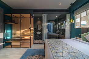 Hotel B Plus L