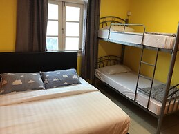 Snooze Inn Dickson Road - Hostel