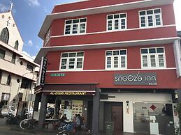 Snooze Inn Dickson Road - Hostel