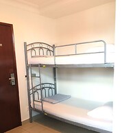 Snooze Inn Dickson Road - Hostel