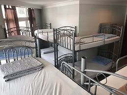 Snooze Inn Dickson Road - Hostel