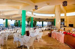 Xperience Hill-Top Beach Resort