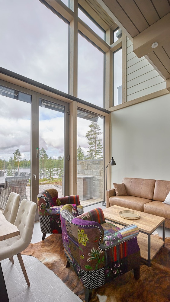 Naava Chalet