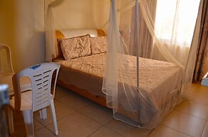 Moonlight Hotel-Namanve