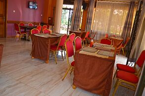 Moonlight Hotel-Namanve