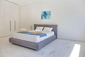 Pearl Beachfront Villa