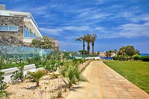 Pearl Beachfront Villa