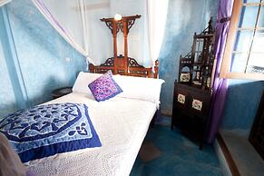 Emerson Spice Hotel