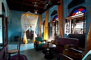 Emerson Spice Hotel