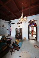 Emerson Spice Hotel