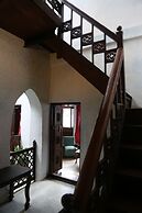 Emerson Spice Hotel