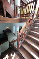 Emerson Spice Hotel
