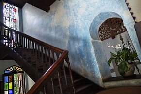 Emerson Spice Hotel