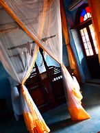 Emerson Spice Hotel