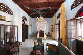 Emerson Spice Hotel