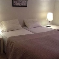 Precious Apartment