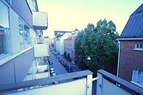 Precious Apartment