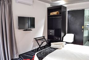 City Square Lodge
