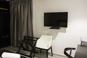 City Square Lodge