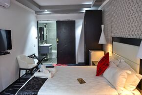 City Square Lodge