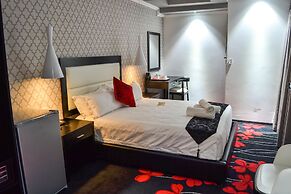 City Square Lodge
