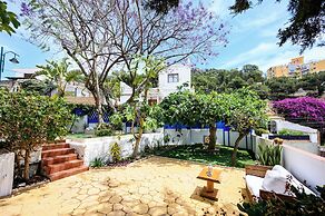 Blue Castle Guesthouse