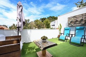 Blue Castle Guesthouse