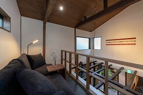 Hinaya Higashiyama