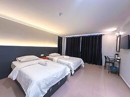 Super OYO 473 Comfort Hotel 2