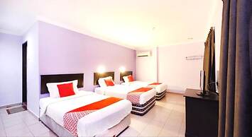 Super OYO 473 Comfort Hotel 2