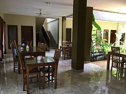 Aloha Hotel