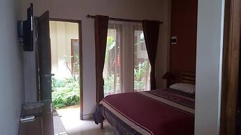 Aloha Hotel