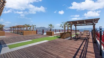Gold Beach Resort