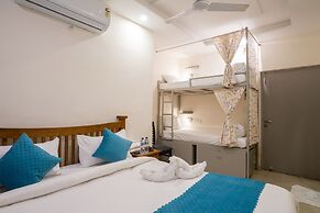 Moustache Agra