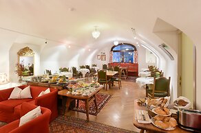 Altstadt Hotel Wolf