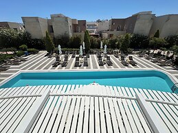 Evdokia Suites