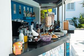Evdokia Suites
